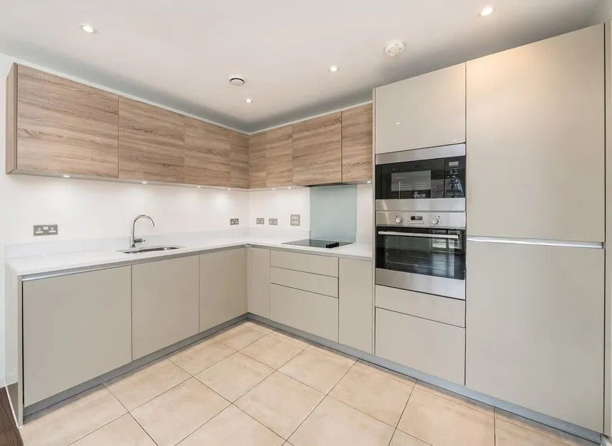 Stanley Road, Acton, W3, photo 3