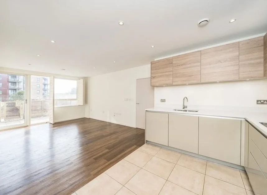 Stanley Road, Acton, W3, photo 4