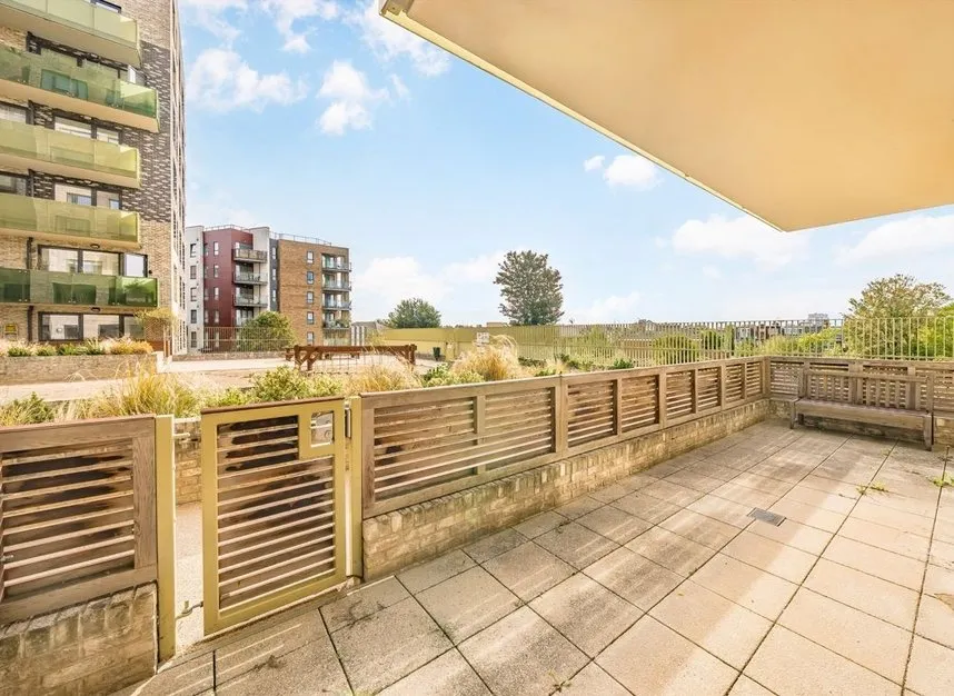 Stanley Road, Acton, W3, photo 6