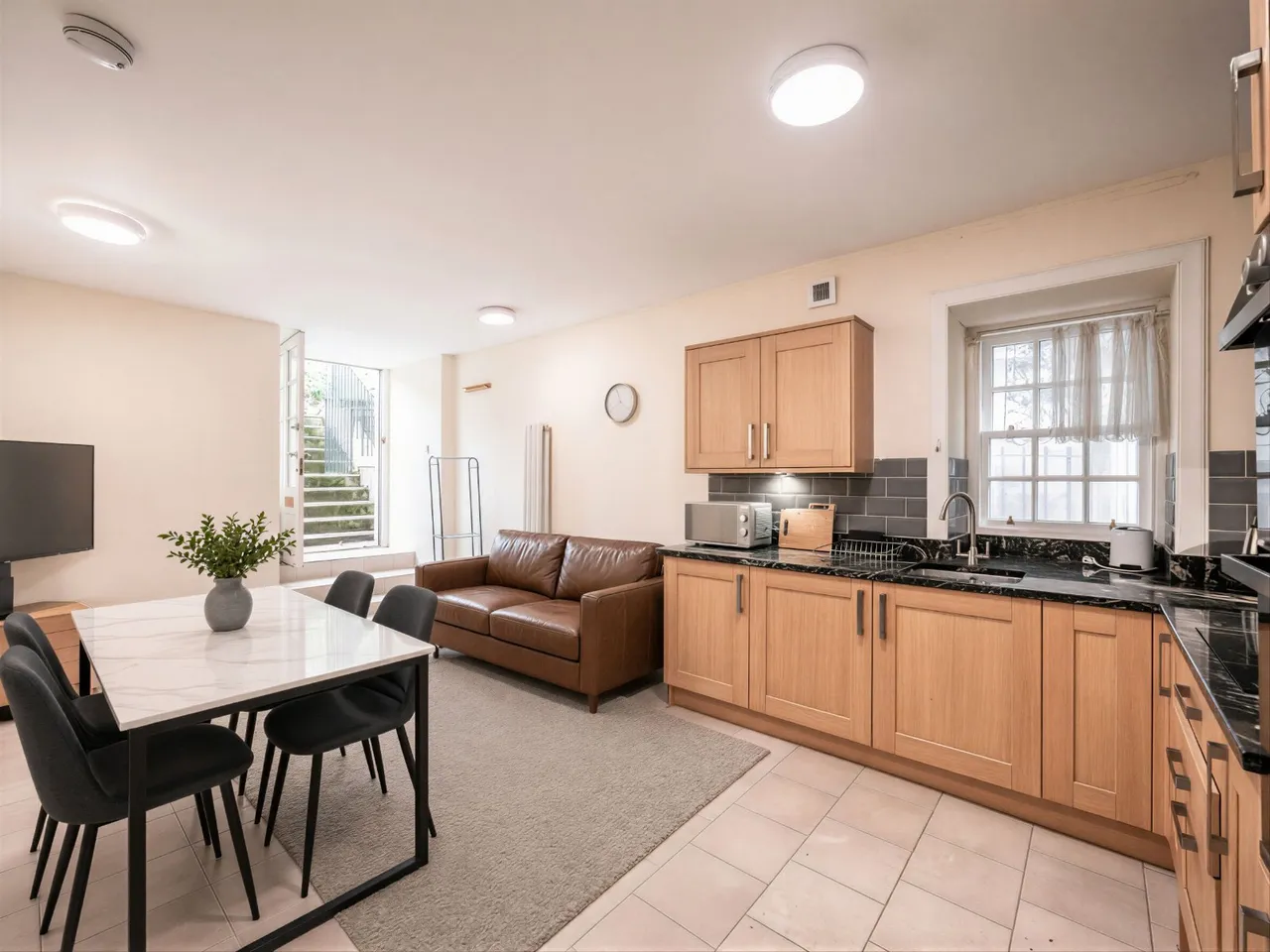 Haddington Place, Leith, EH7, photo 4