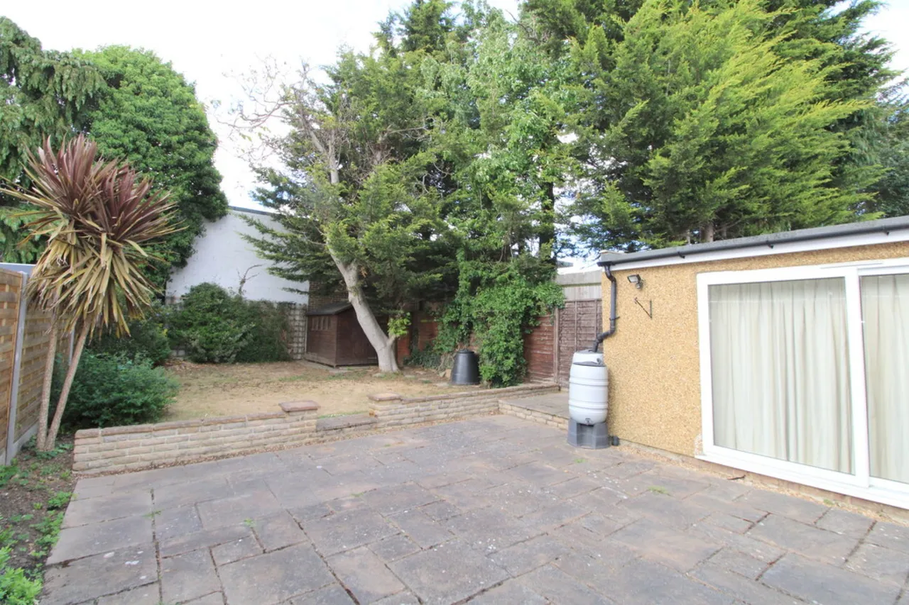 Kenilworth Road, Ashford, photo 11
