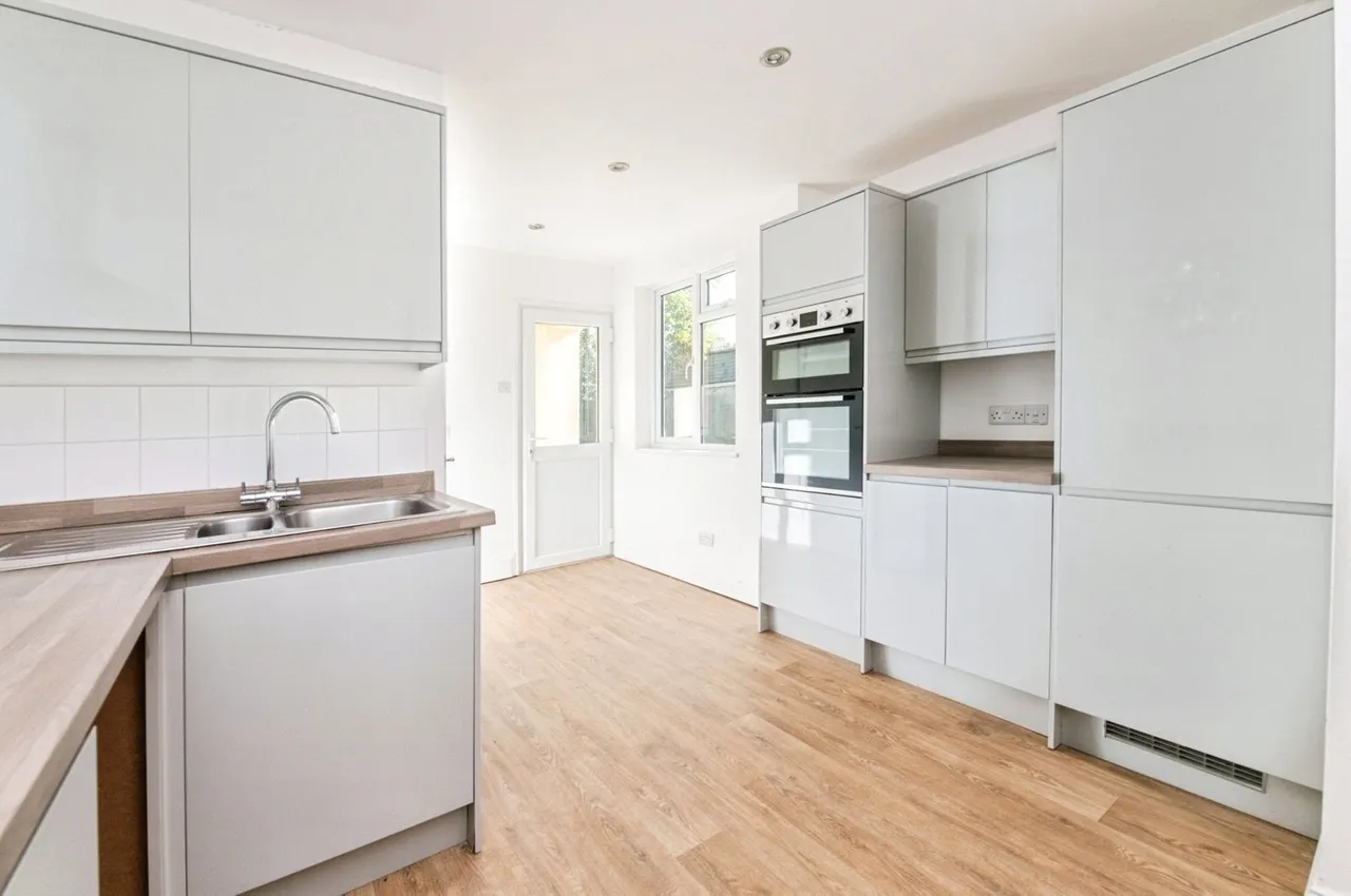 Exeter Road, Honiton, EX14, photo 5