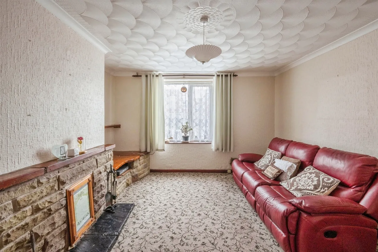 Washington Road, Goldthorpe, S63, photo 6