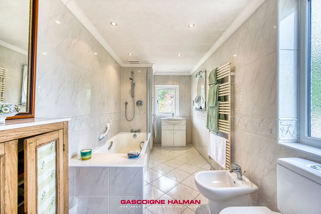 Grove Lane, Cheadle, photo 17