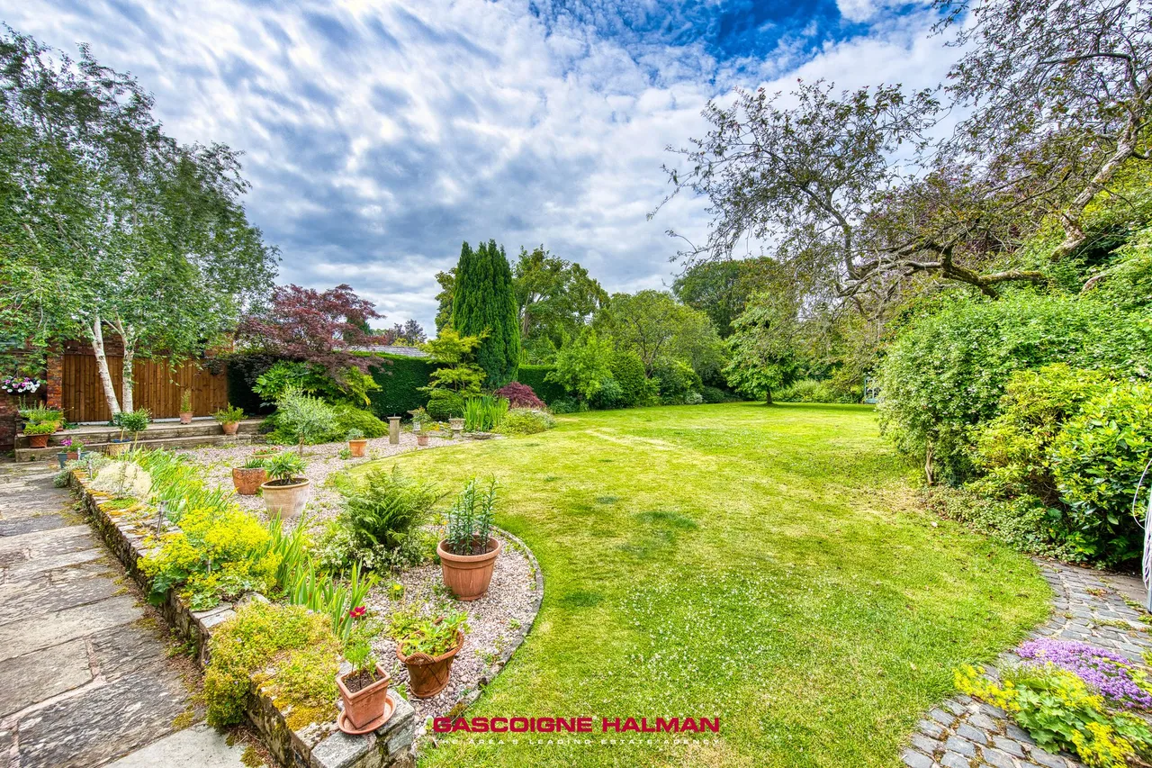 Grove Lane, Cheadle, photo 31