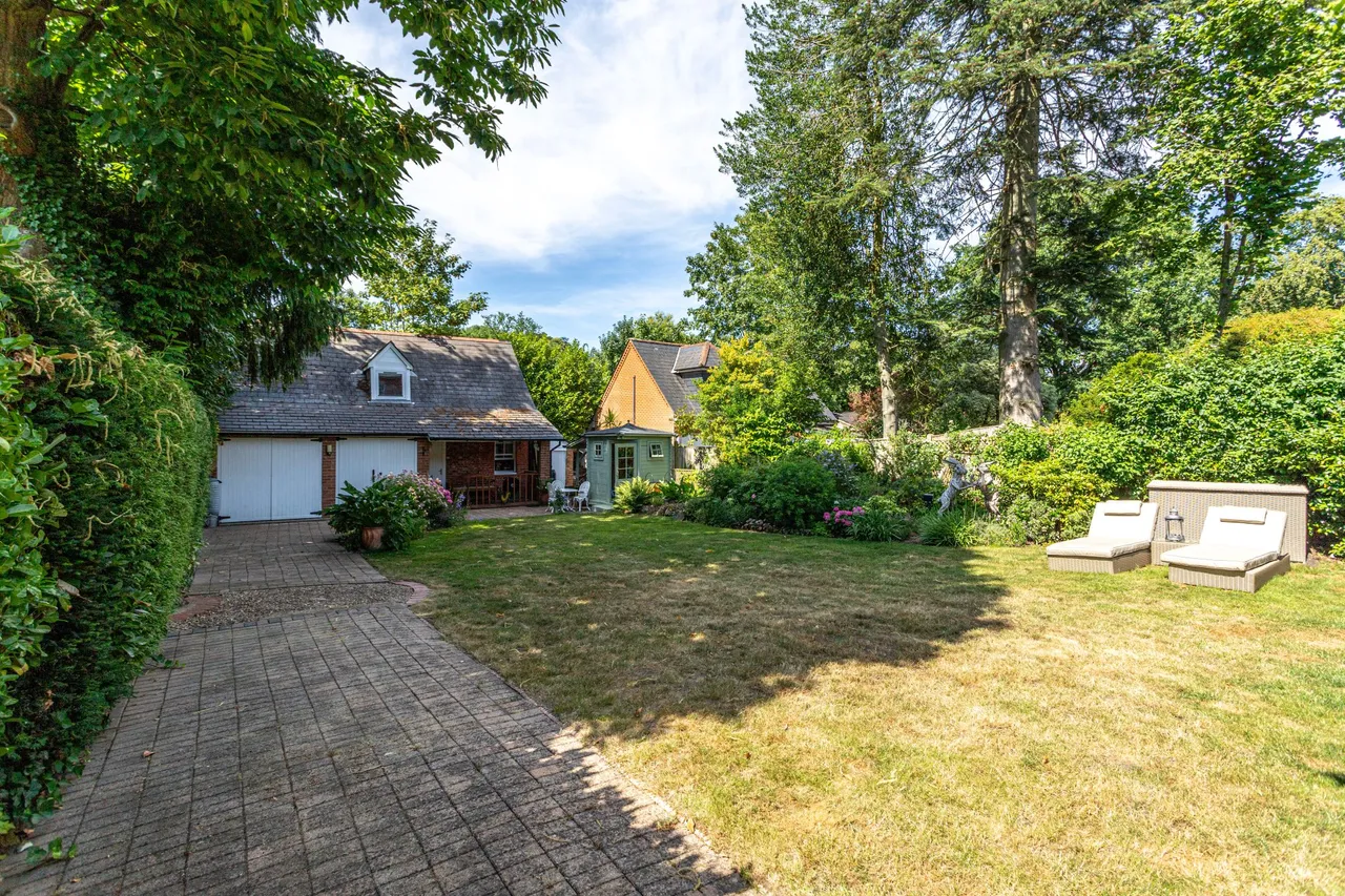 Upper Gordon Road, Camberley, GU15 2HN, photo 22