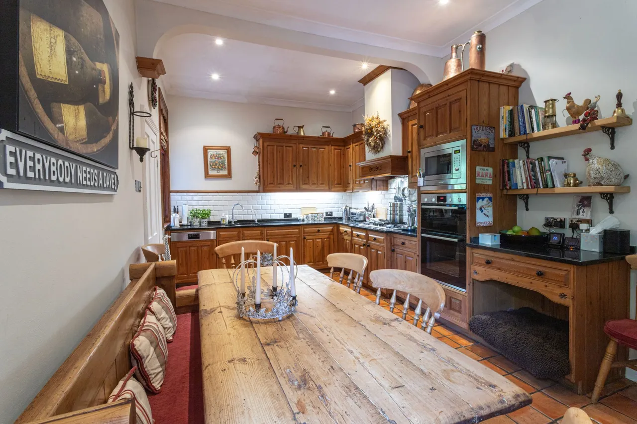 Upper Gordon Road, Camberley, GU15 2HN, photo 6