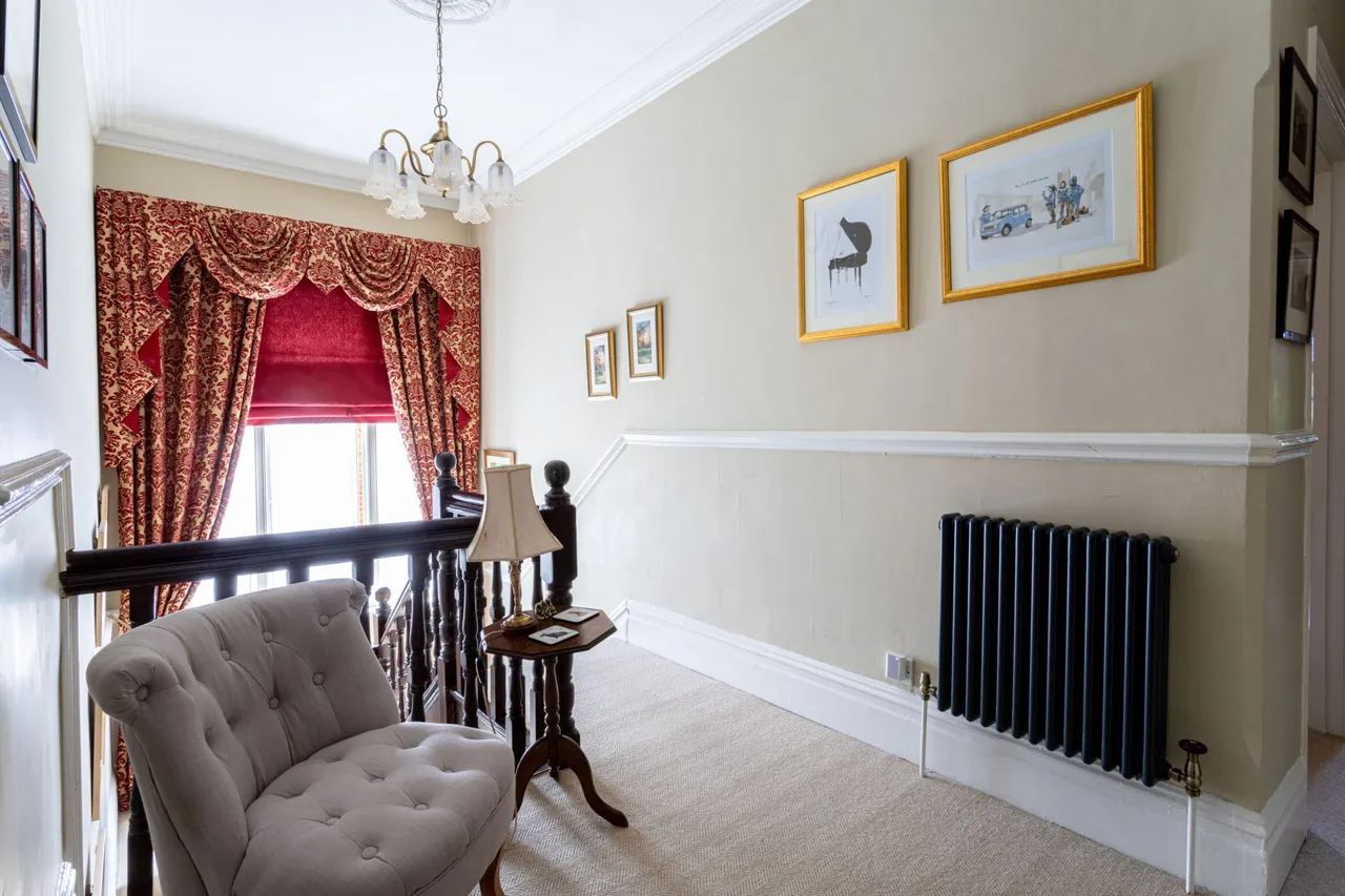 Upper Gordon Road, Camberley, GU15 2HN, photo 11