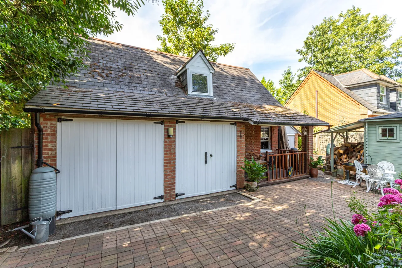 Upper Gordon Road, Camberley, GU15 2HN, photo 25