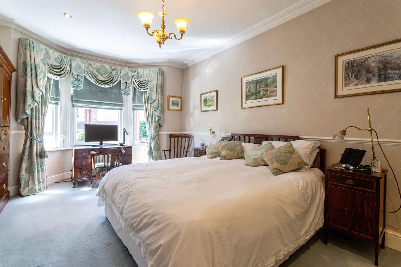 Upper Gordon Road, Camberley, GU15 2HN, photo 12