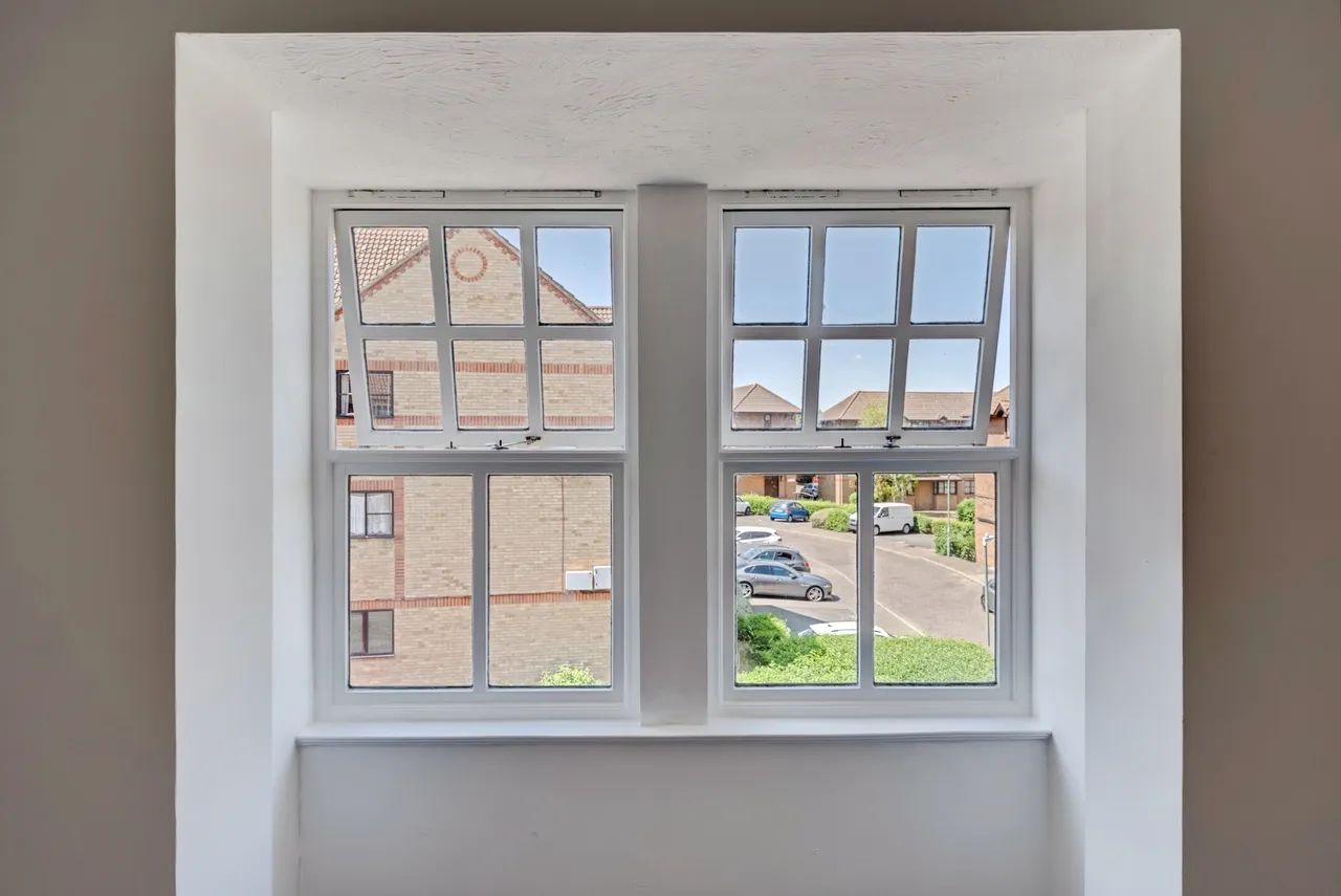 Grange Crescent, Dartford, photo 9