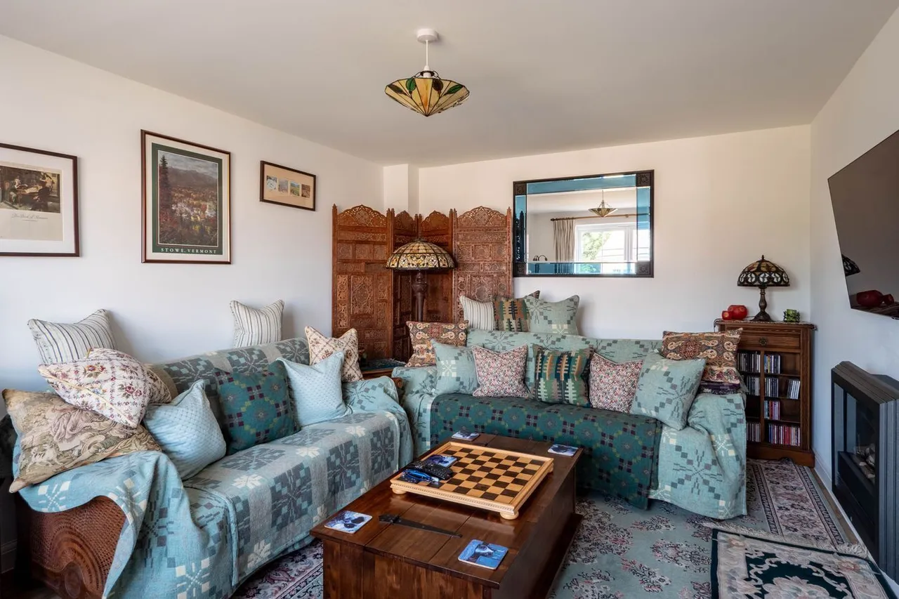 Nunney, BA11, photo 11