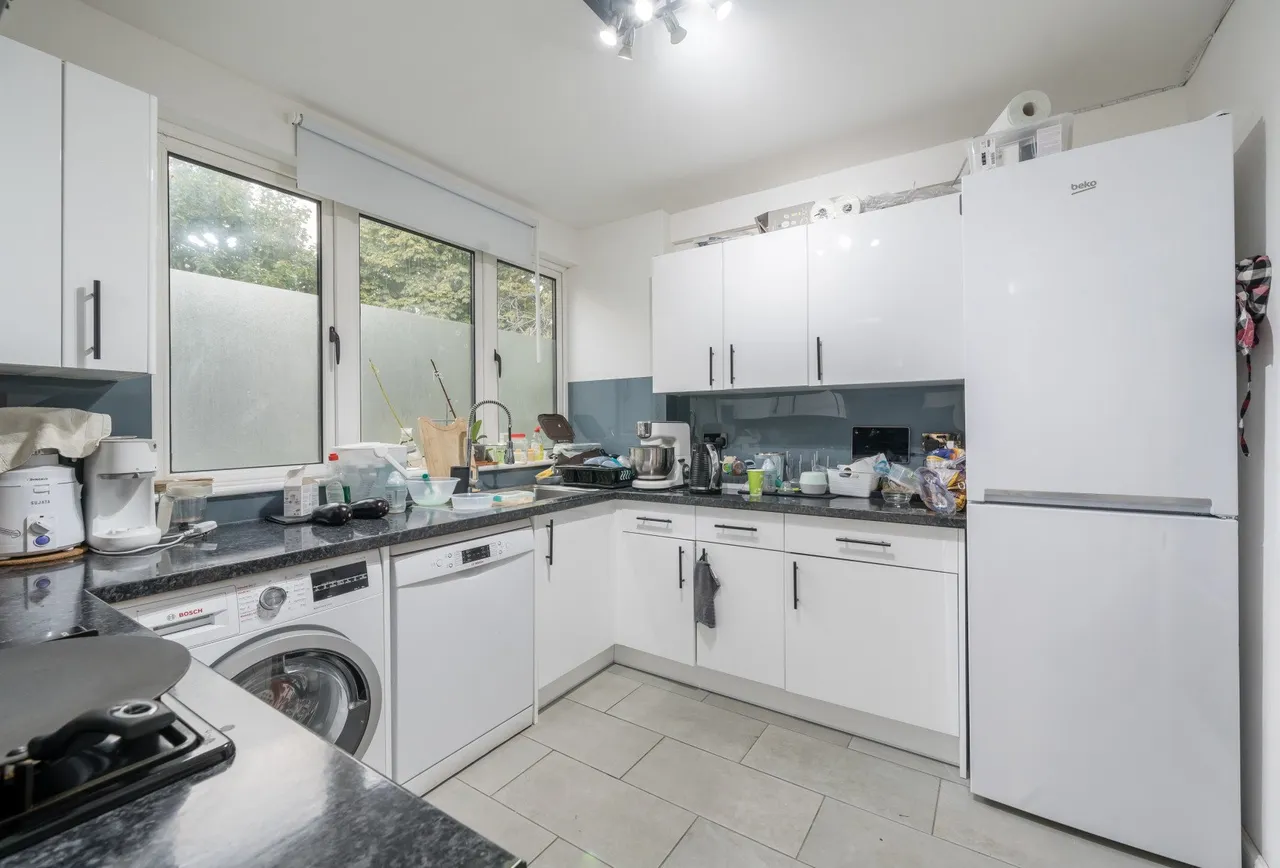 Brookfields Avenue, Mitcham, CR4 4BT, photo 6