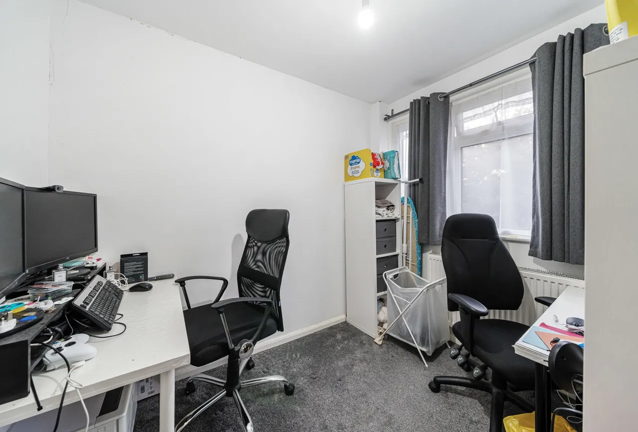 Brookfields Avenue, Mitcham, CR4 4BT, photo 22