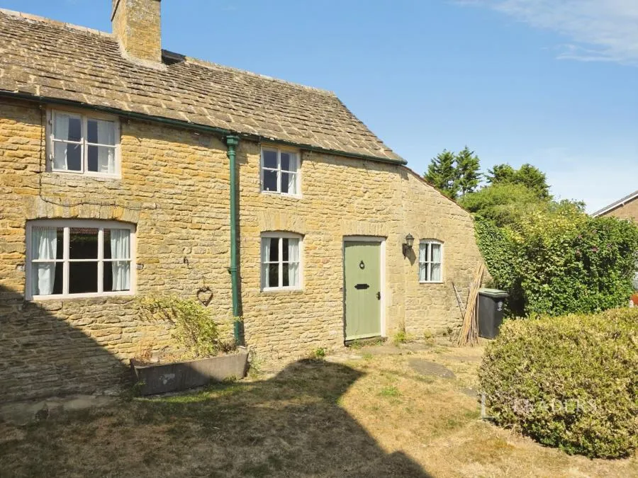 3 bed house to rent, Northfield Lane, Nassington, PE8