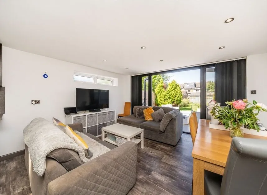 Douglas Road, Surbiton, KT6, photo 4