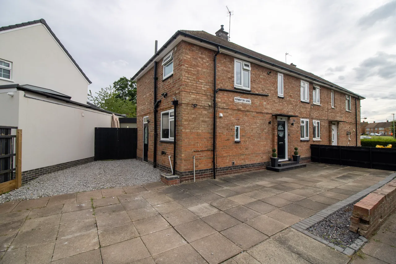 3 bed house for sale — Kirminton Gardens, Leicester, Leicester, LE5 2EN