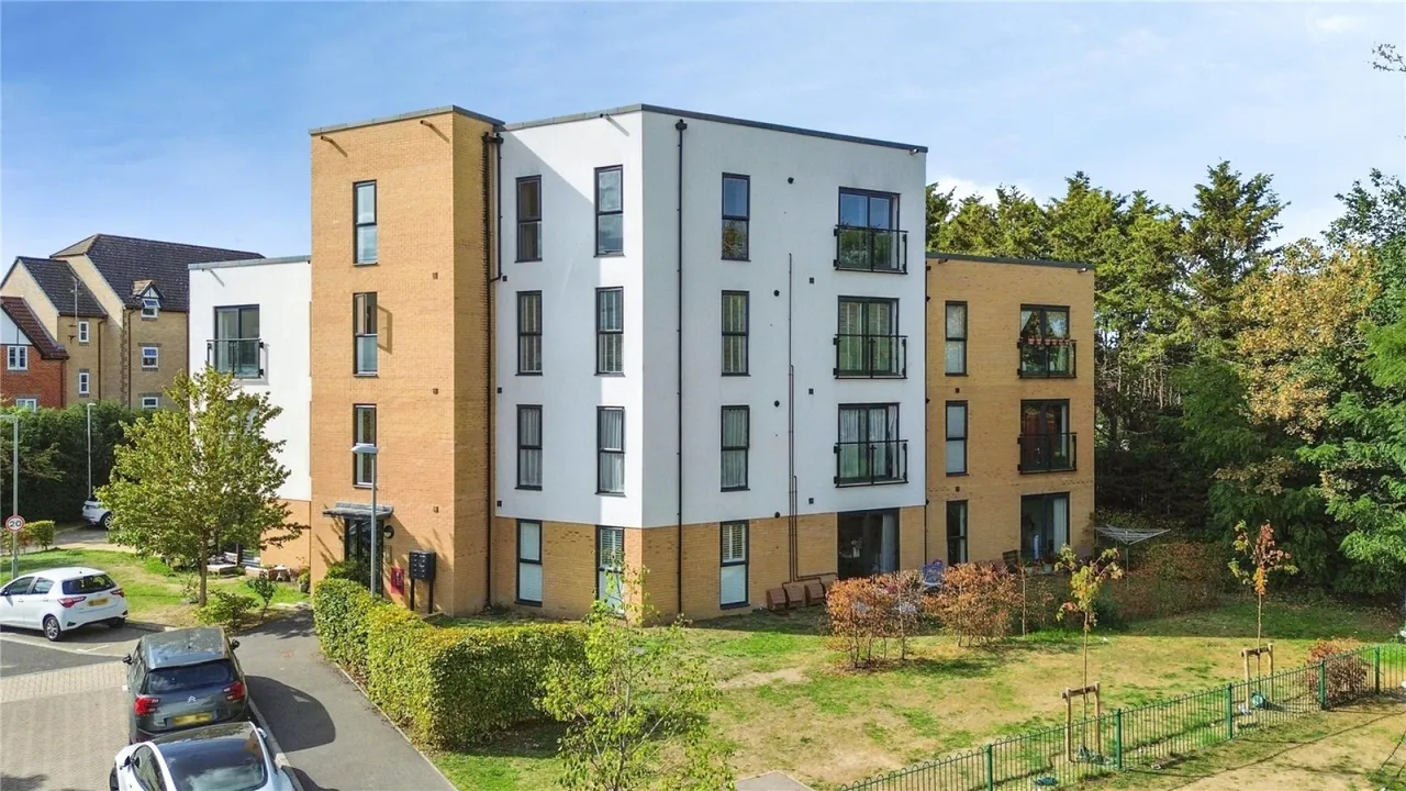 2 bed flat for sale, Coley Avenue, Reading, RG1