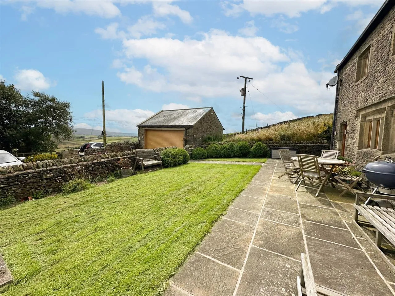 Cowling Hill, Cowling, BD22 0LL, photo 20