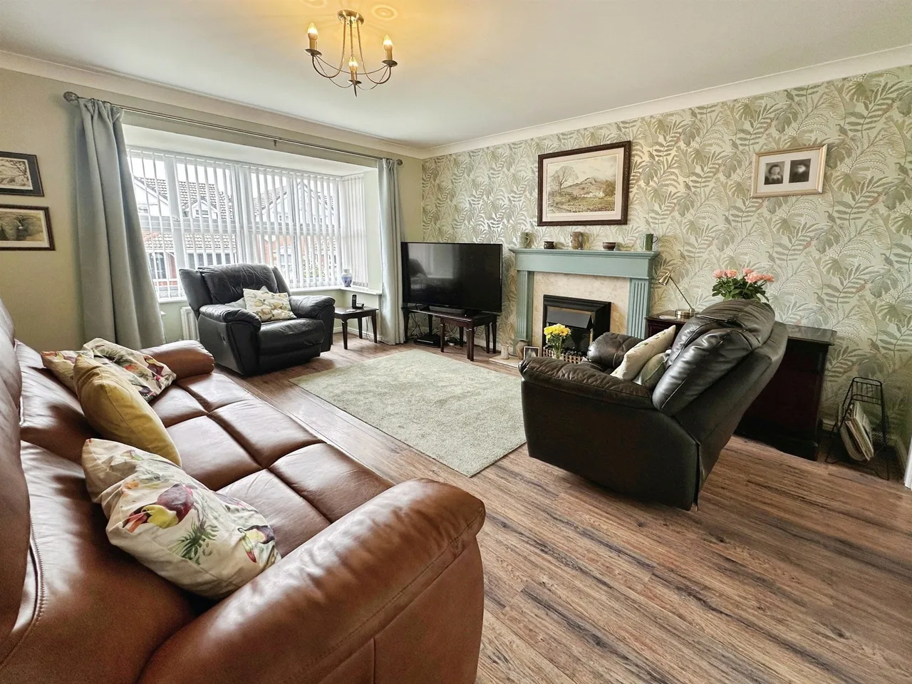 Redcar Close, Mansfield, NG18, photo 4