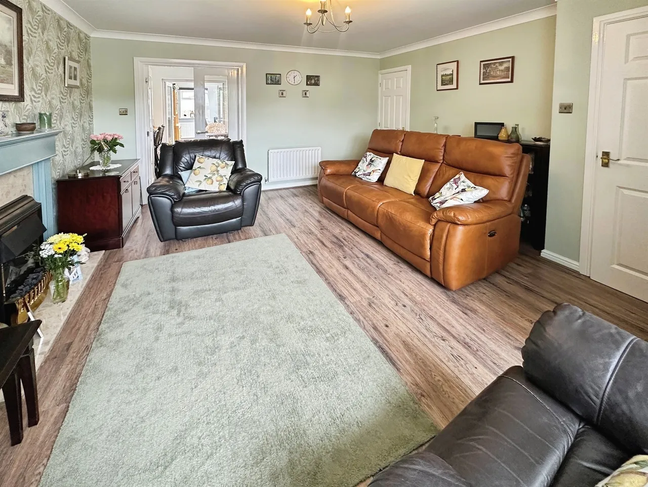 Redcar Close, Mansfield, NG18, photo 5
