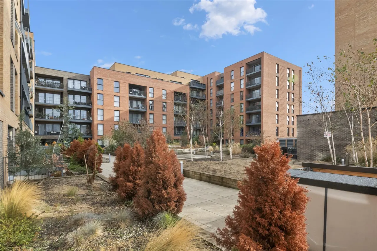 Chailey Place, Hayes, photo 15