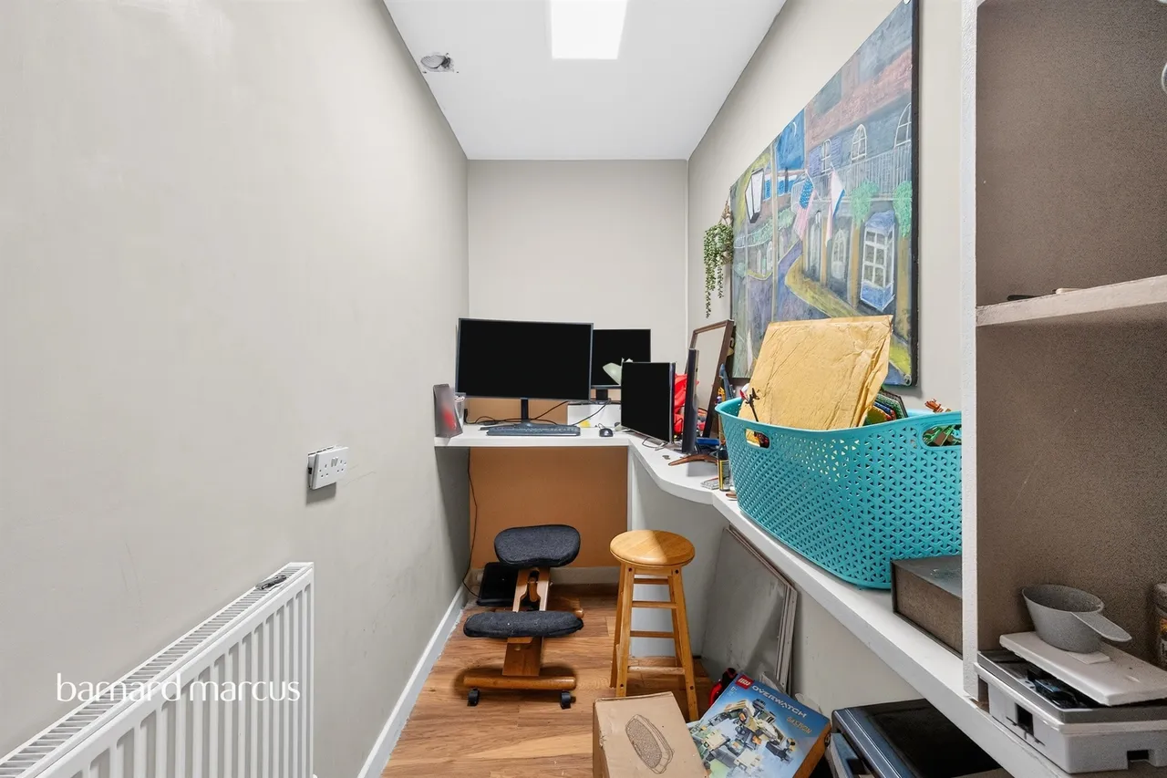 Gibbon Road, London, SE15, photo 14
