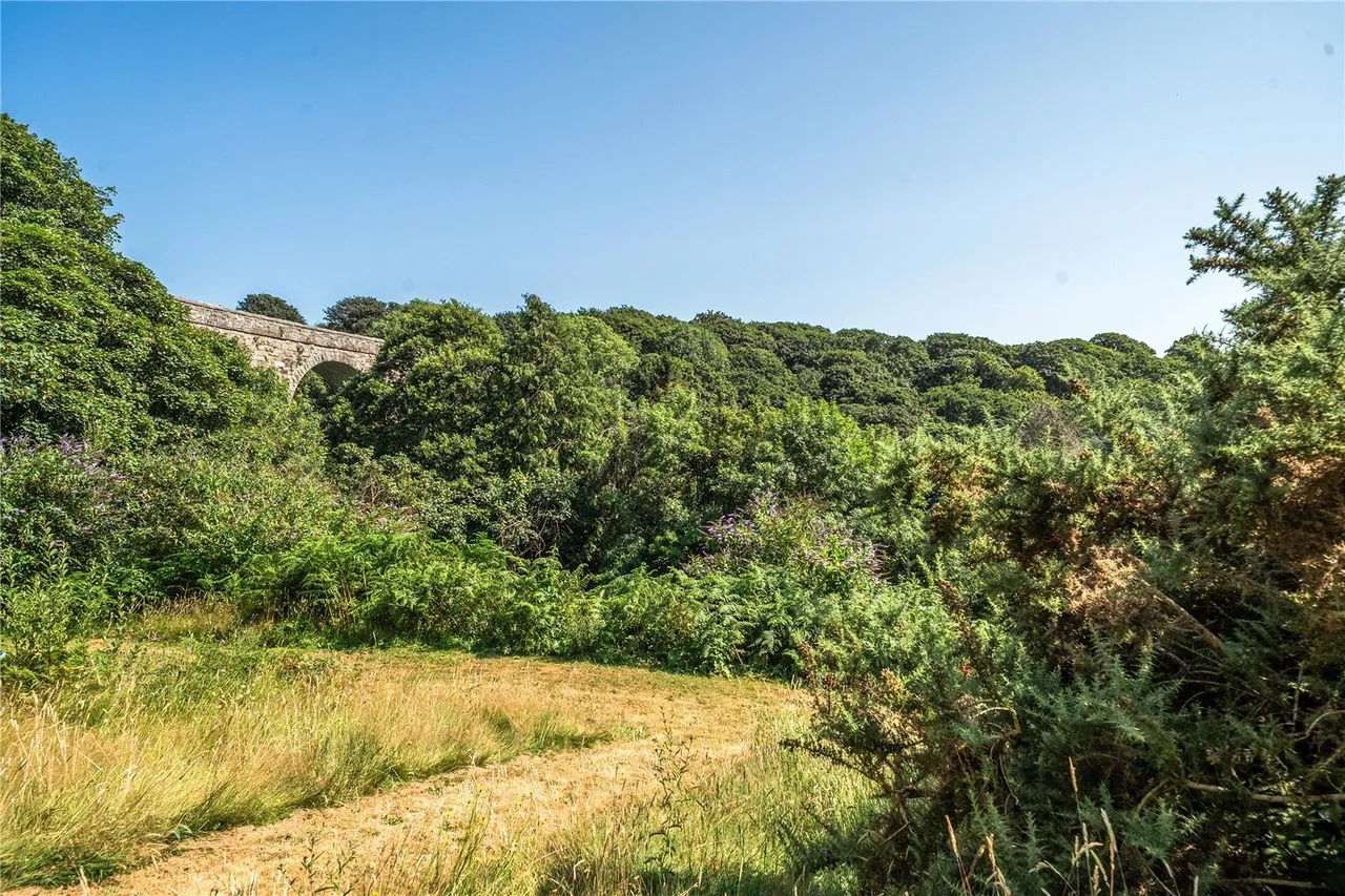 Lowertown, Helston, TR13, photo 2