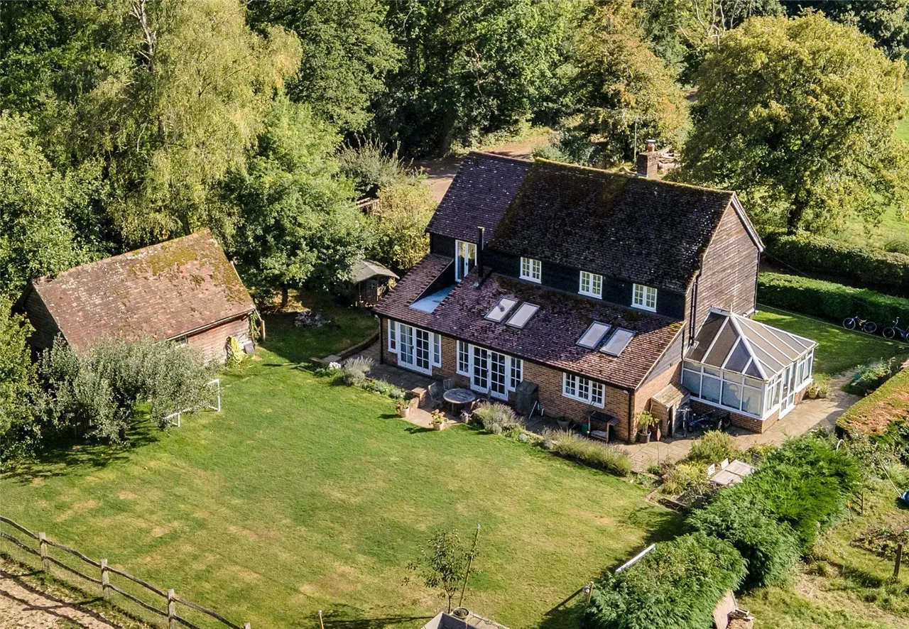 Hinksden Road, Benenden, TN17, photo 21