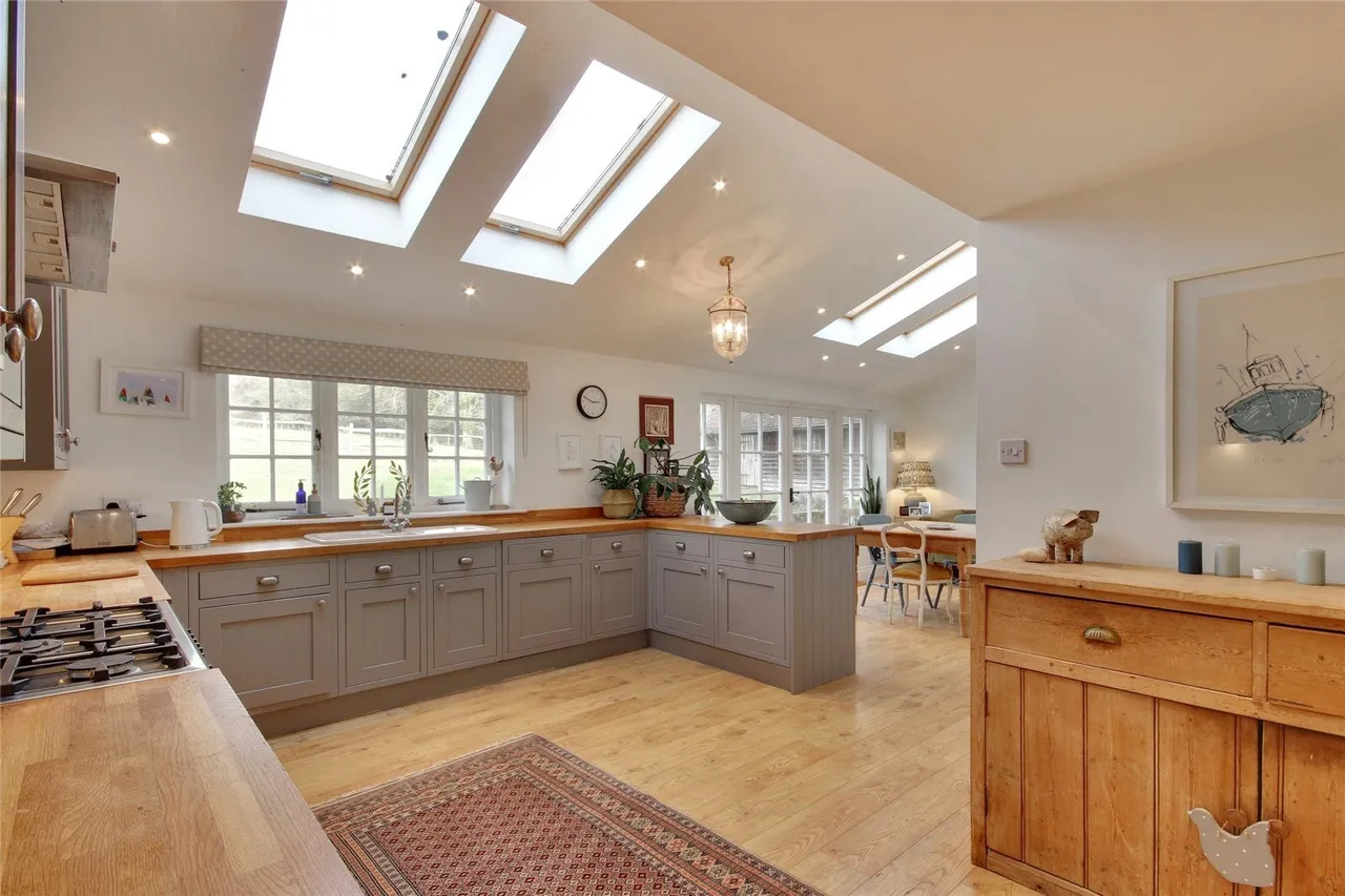 Hinksden Road, Benenden, TN17, photo 22