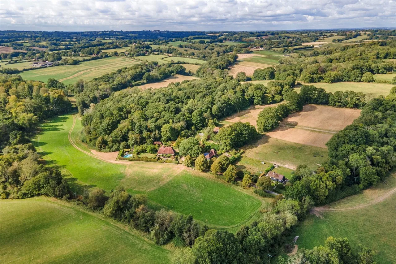 Hinksden Road, Benenden, TN17, photo 2