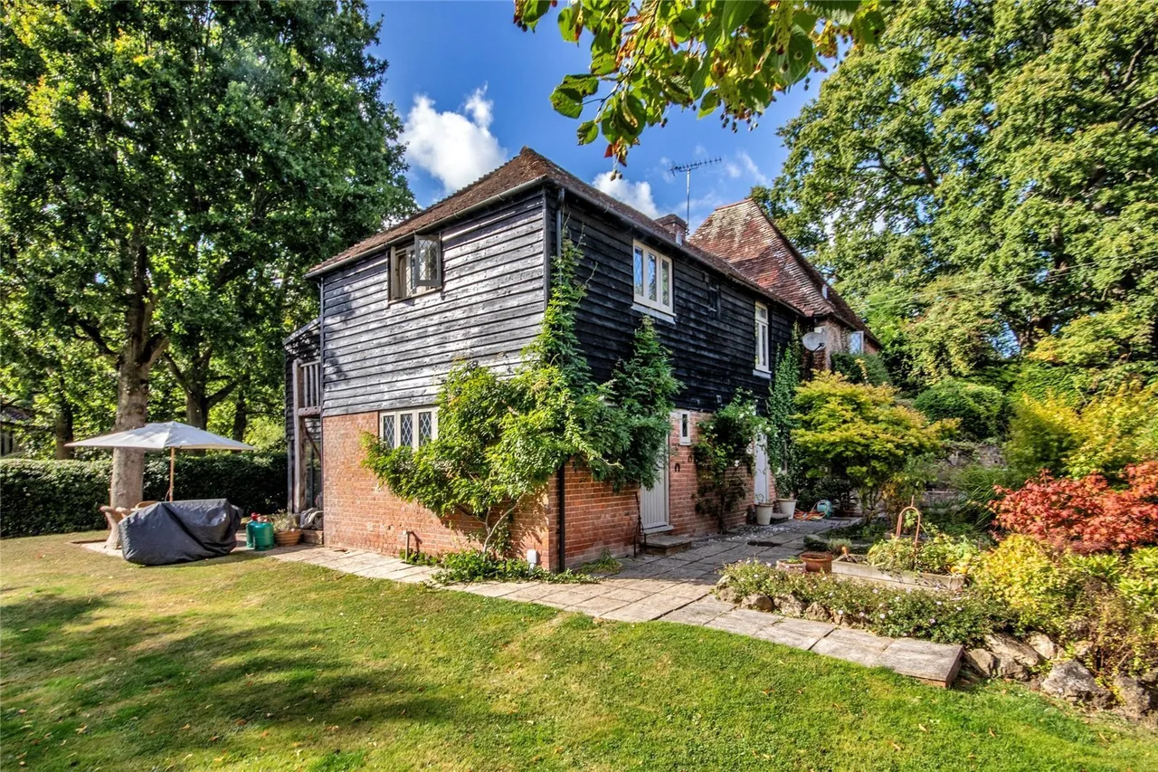 Hinksden Road, Benenden, TN17, photo 13
