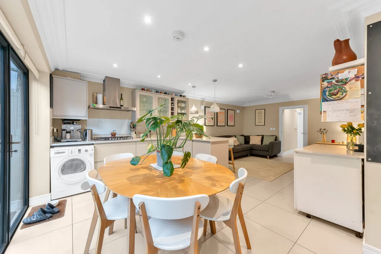 Lordship Lane, East Dulwich, SE22 8LZ, photo 6
