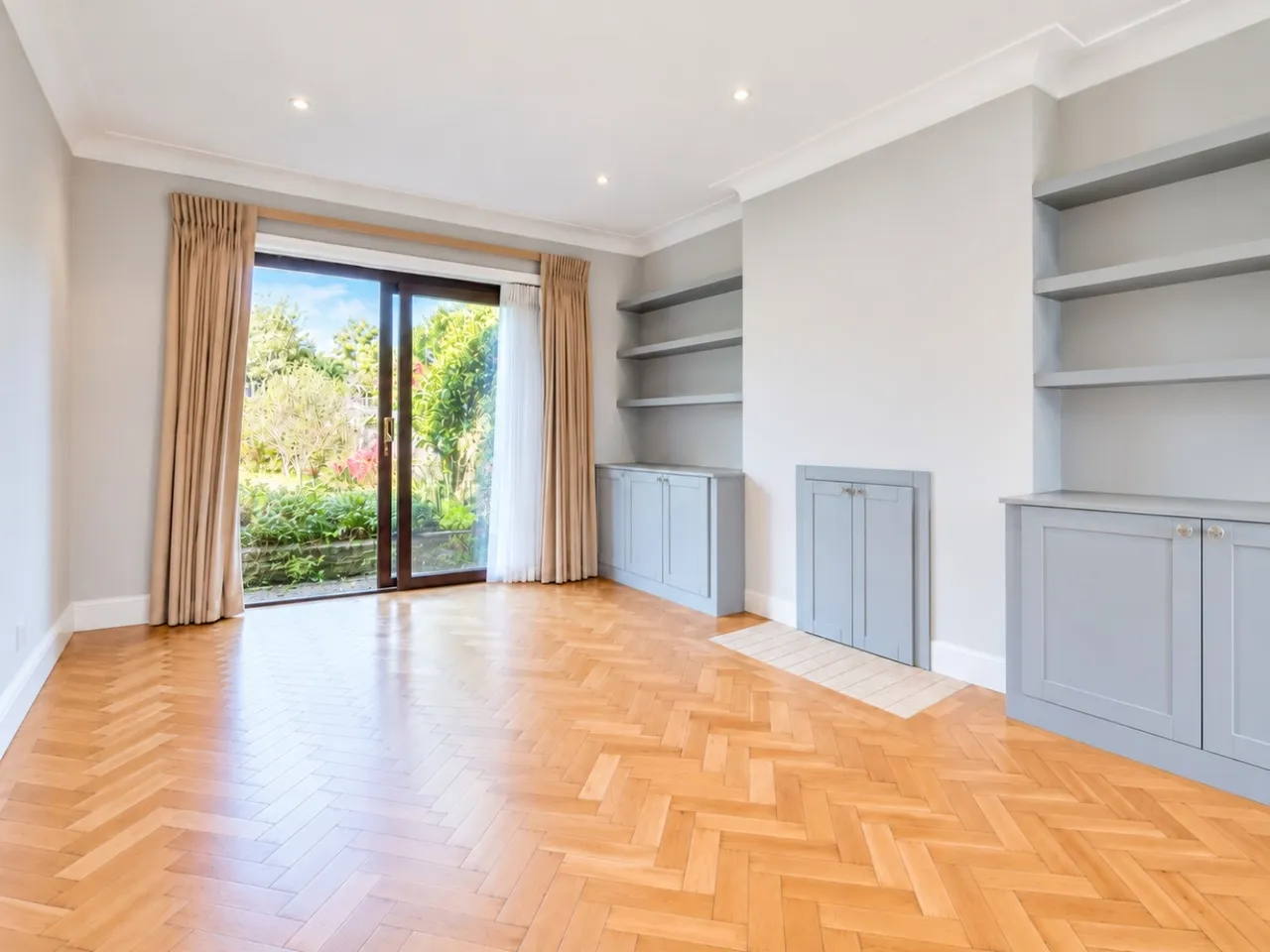 Whitton Close, Greenford, UB6, photo 4