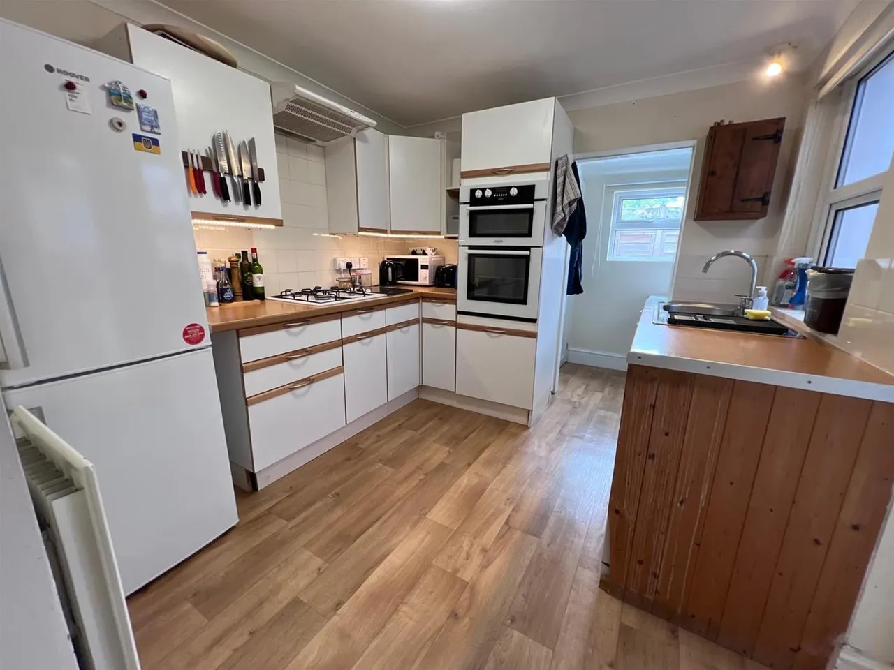 Victoria Road, Gillingham SP8 4HY, photo 2