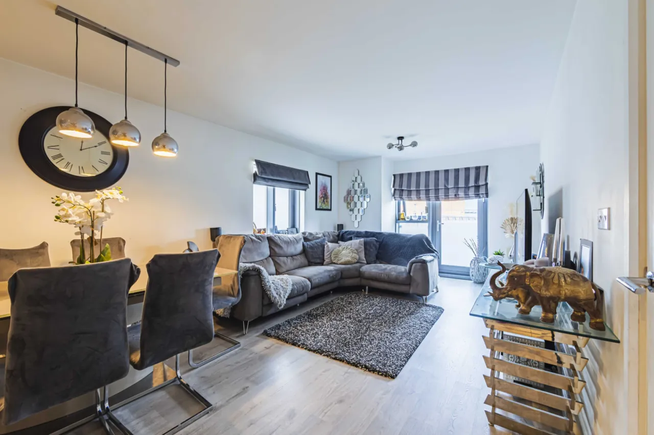 2 bed flat for sale, Cotterells, Hemel Hempstead, HP1
