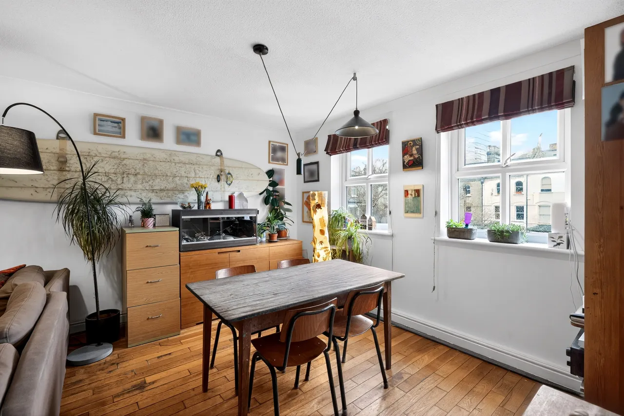 Vauxhall Grove, London, SW8, photo 2