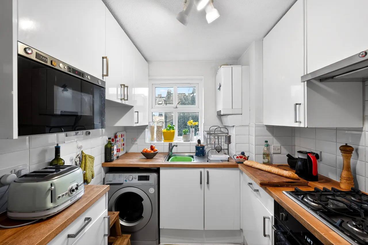 Vauxhall Grove, London, SW8, photo 9