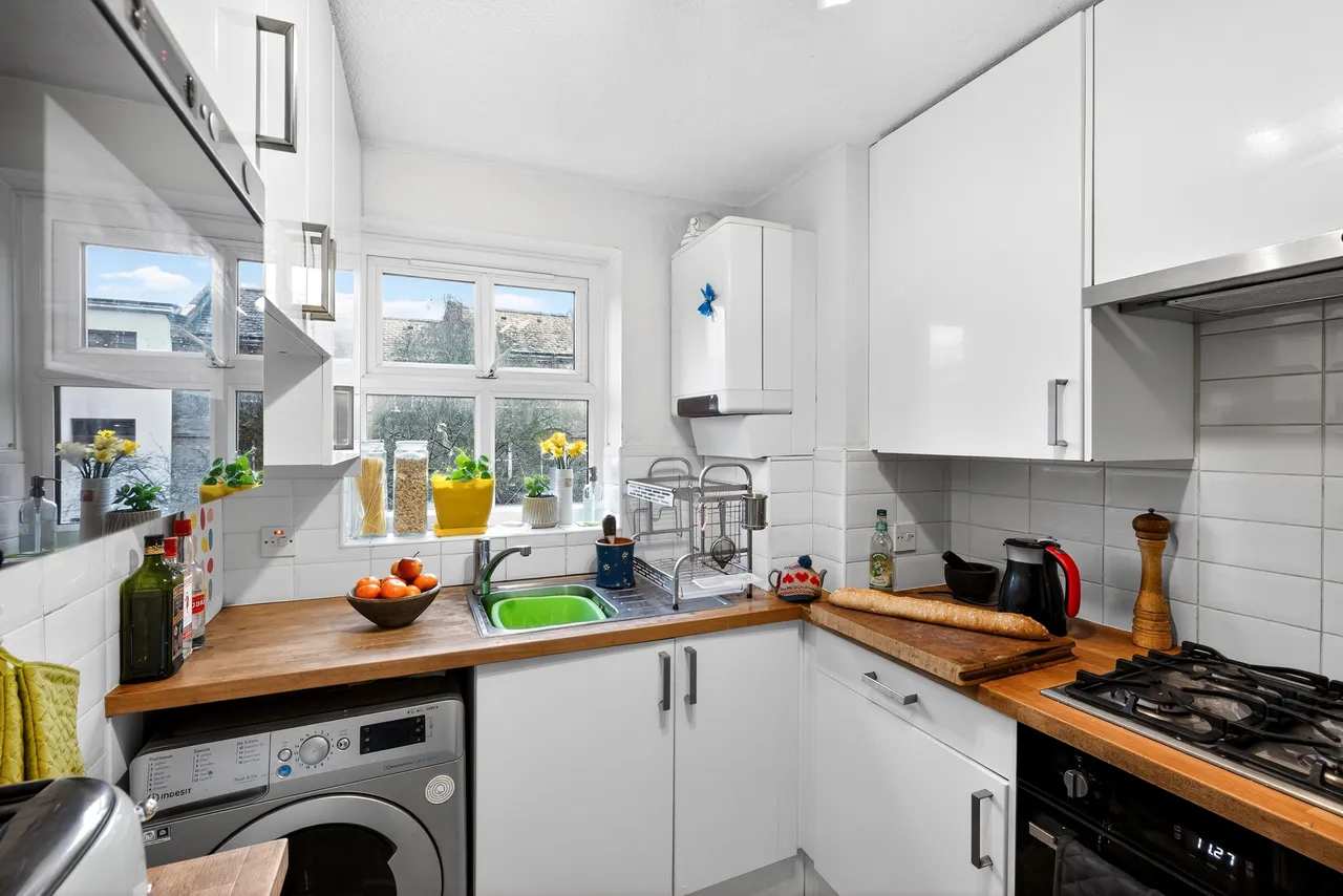 Vauxhall Grove, London, SW8, photo 8