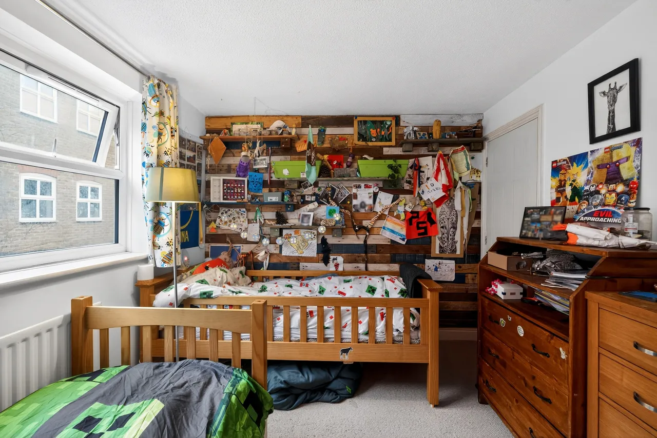 Vauxhall Grove, London, SW8, photo 13