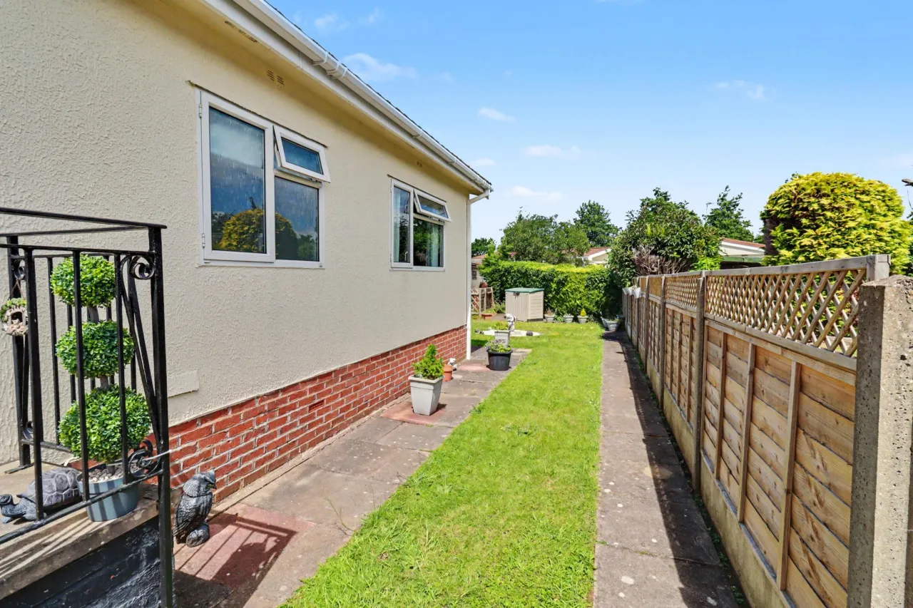 Lodgefield Park, Stafford, photo 18