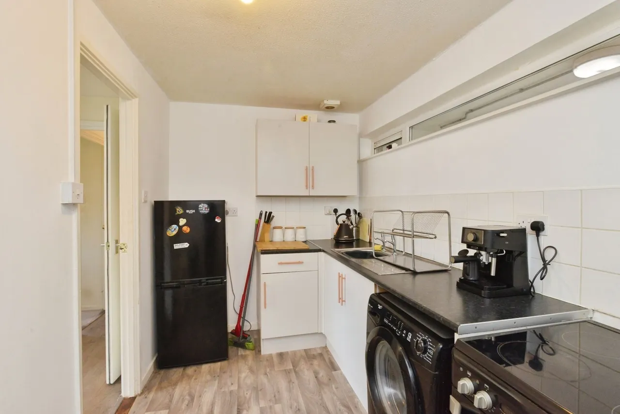 Ramsons Avenue, Conniburrow, Milton Keynes, Buckinghamshire, MK14, photo 20