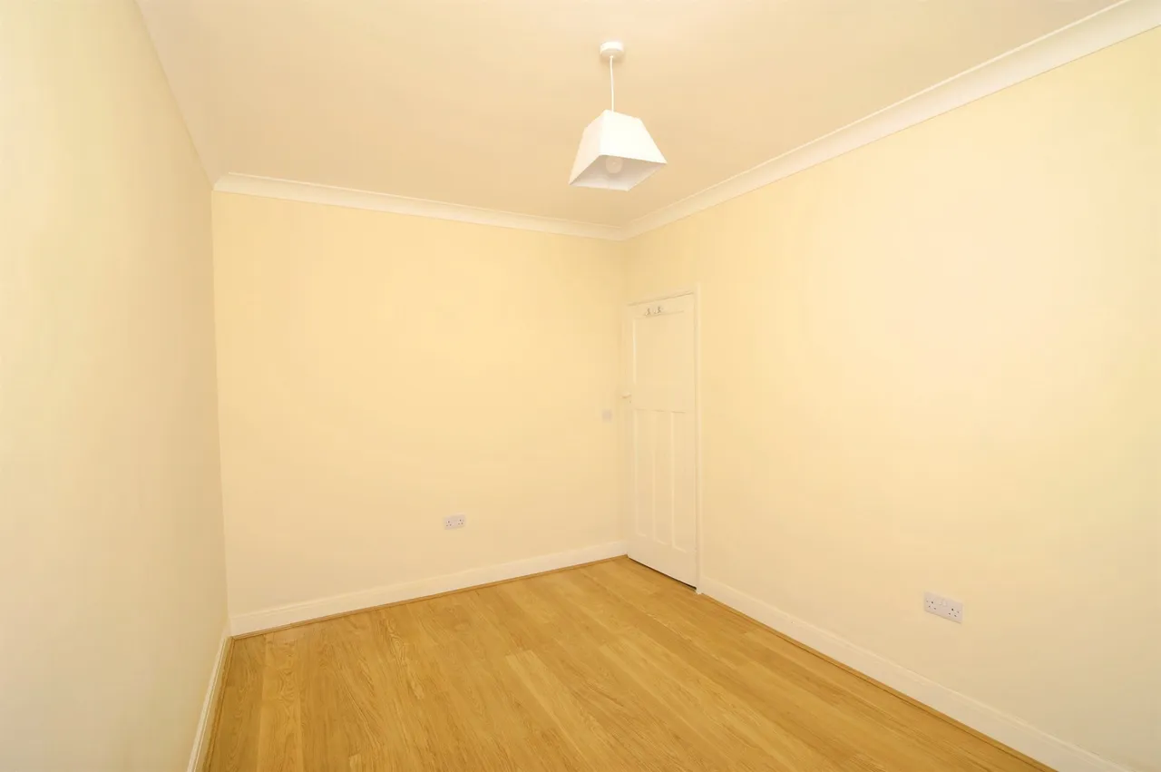Ashbrook Road, St. Leonards-On-Sea, photo 7