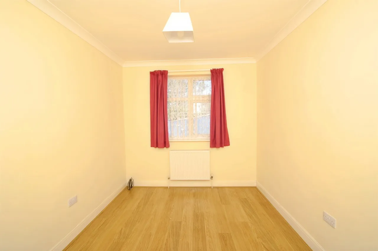 Ashbrook Road, St. Leonards-On-Sea, photo 8