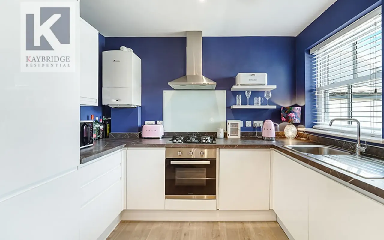 Cox Lane, Lily Court, KT19, photo 7