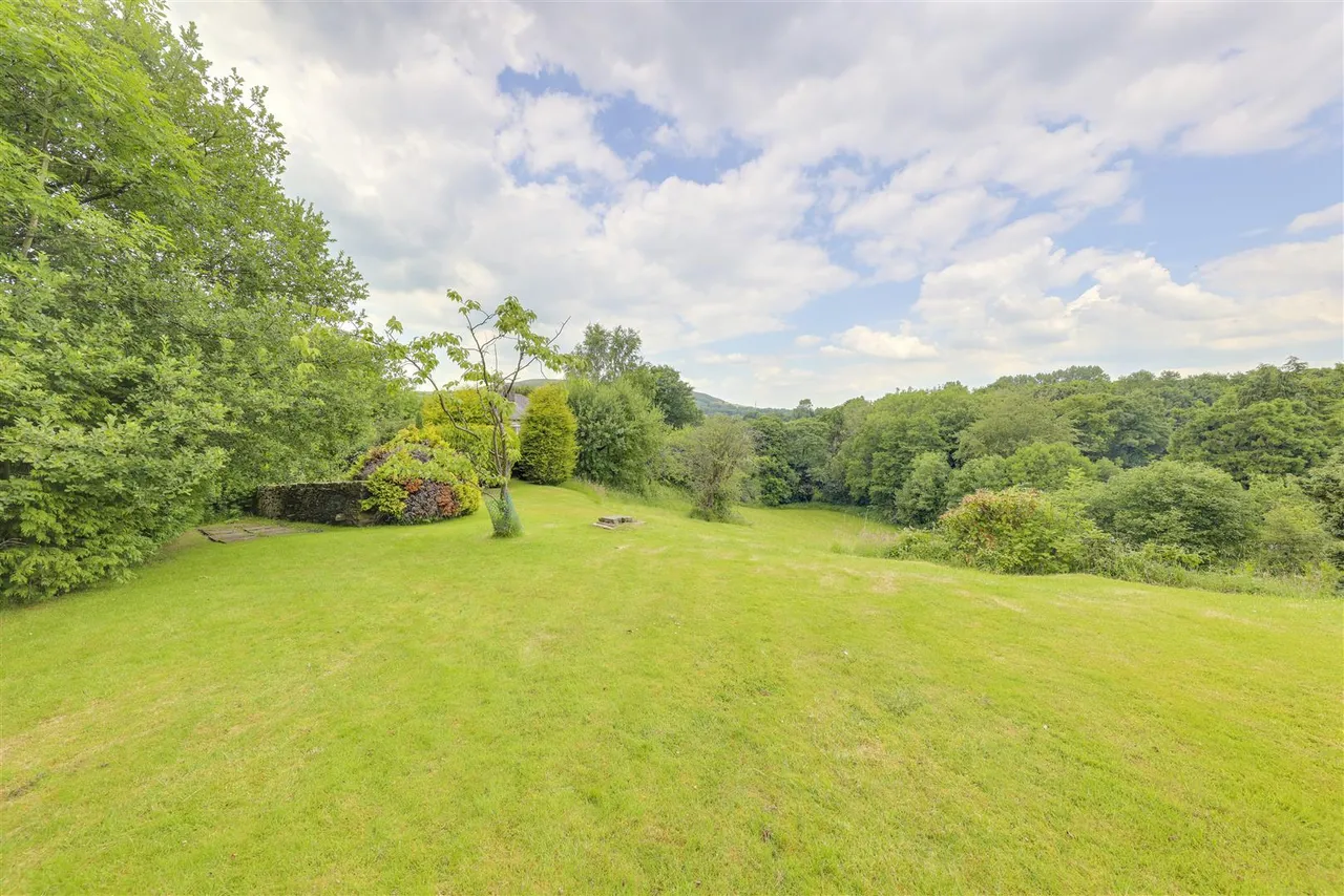 Clayton Avenue, Rawtenstall, photo 11