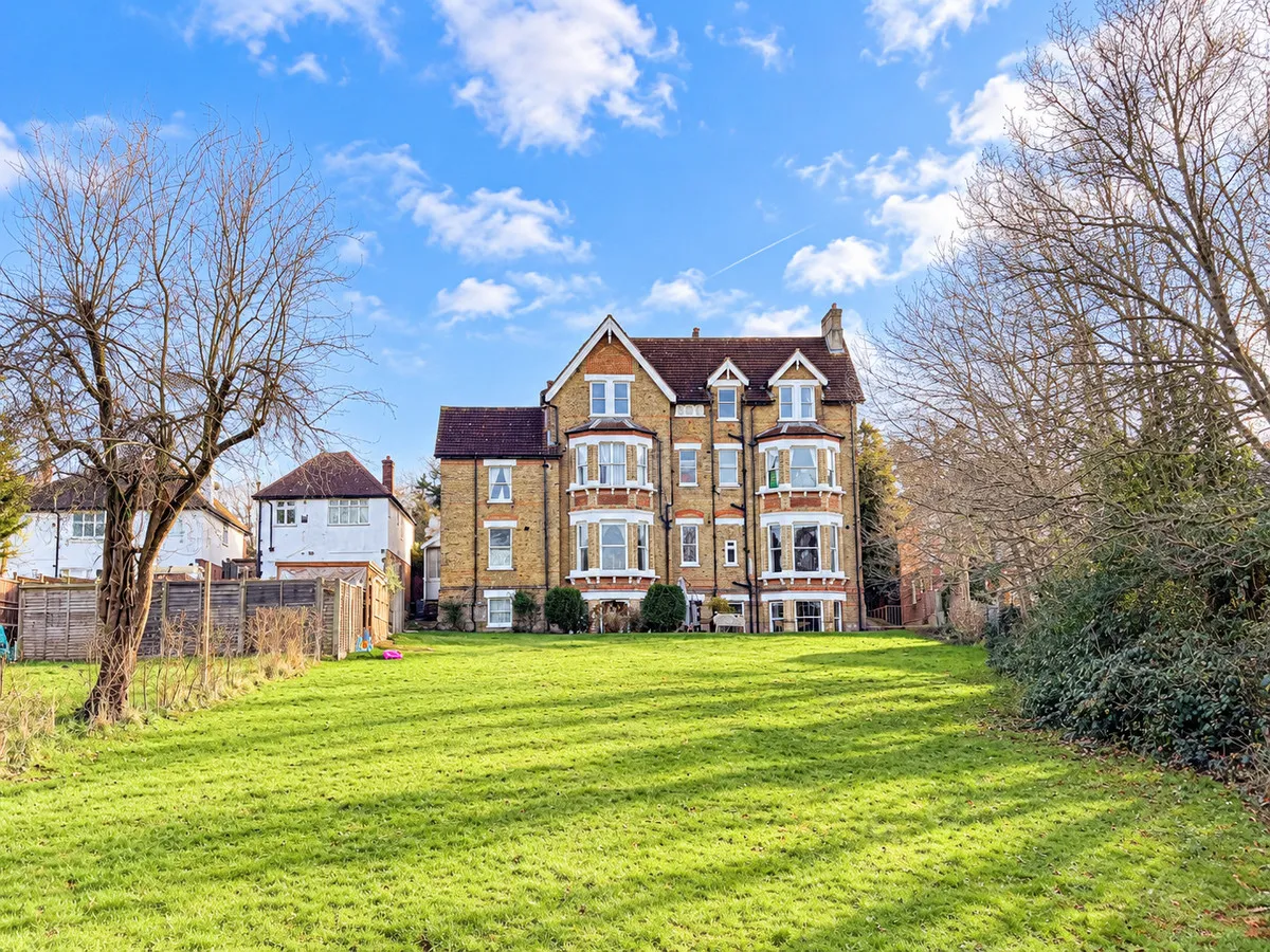 Robins Court, Beckenham, BR3, photo 12