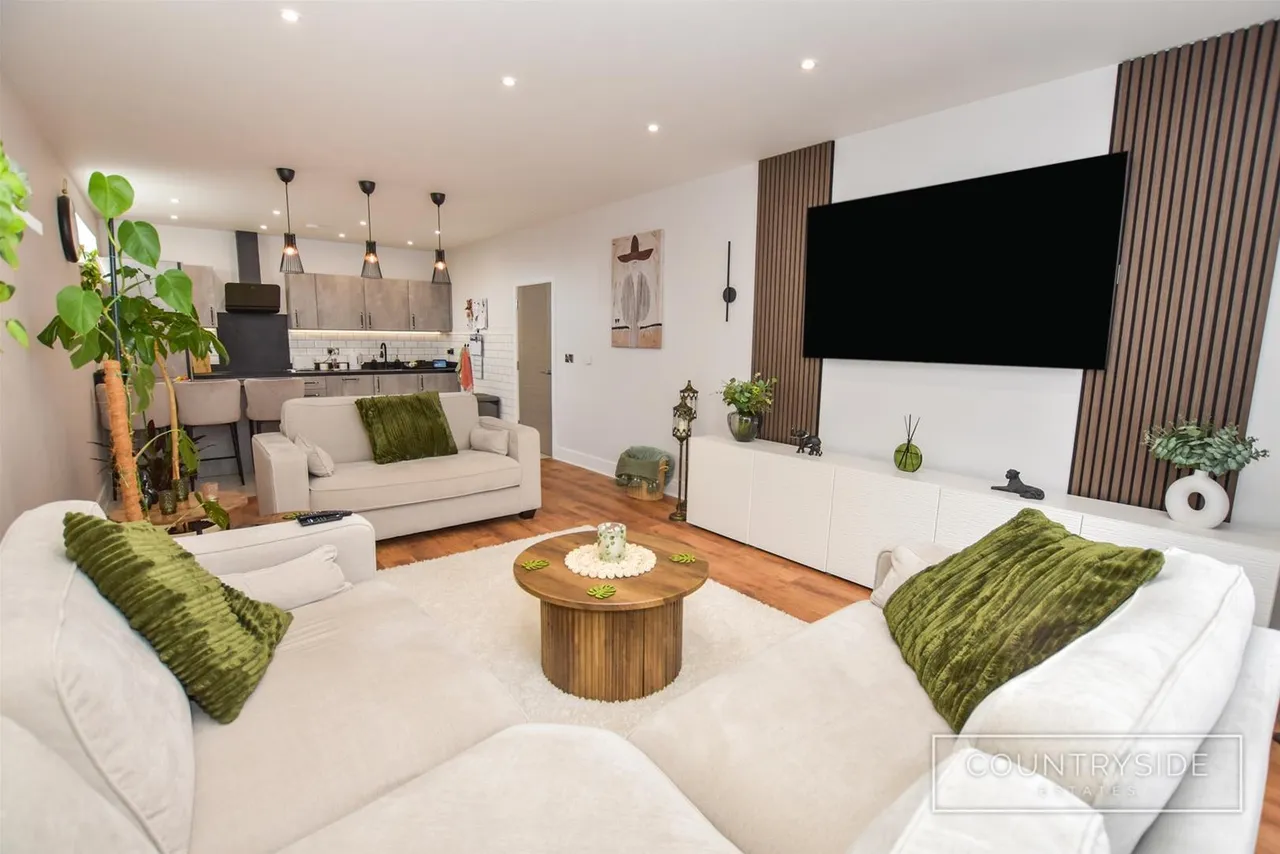 Beech Road, Hadleigh, photo 9