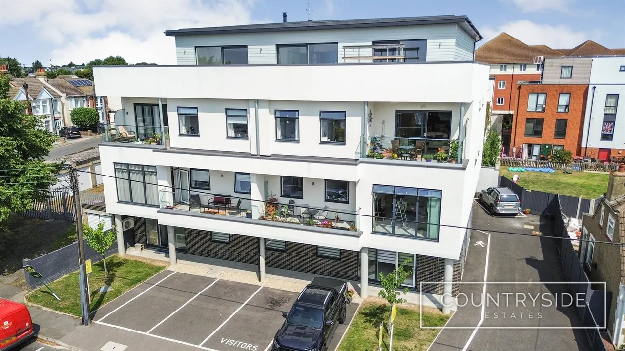 2 bed flat for sale — Beech Road, Hadleigh