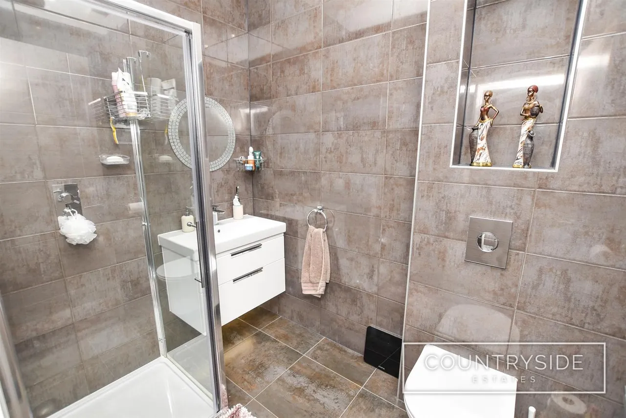 Beech Road, Hadleigh, photo 14